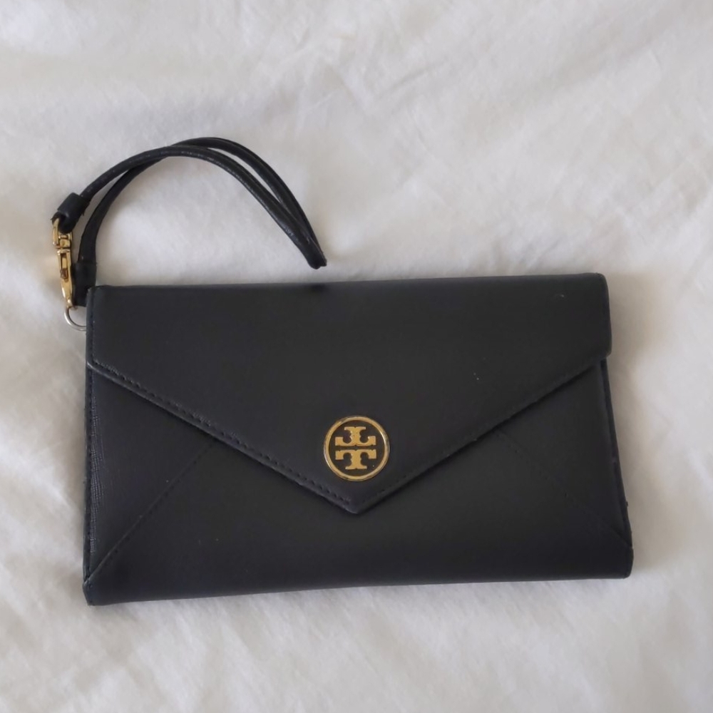 Tory Burch envelope clutch